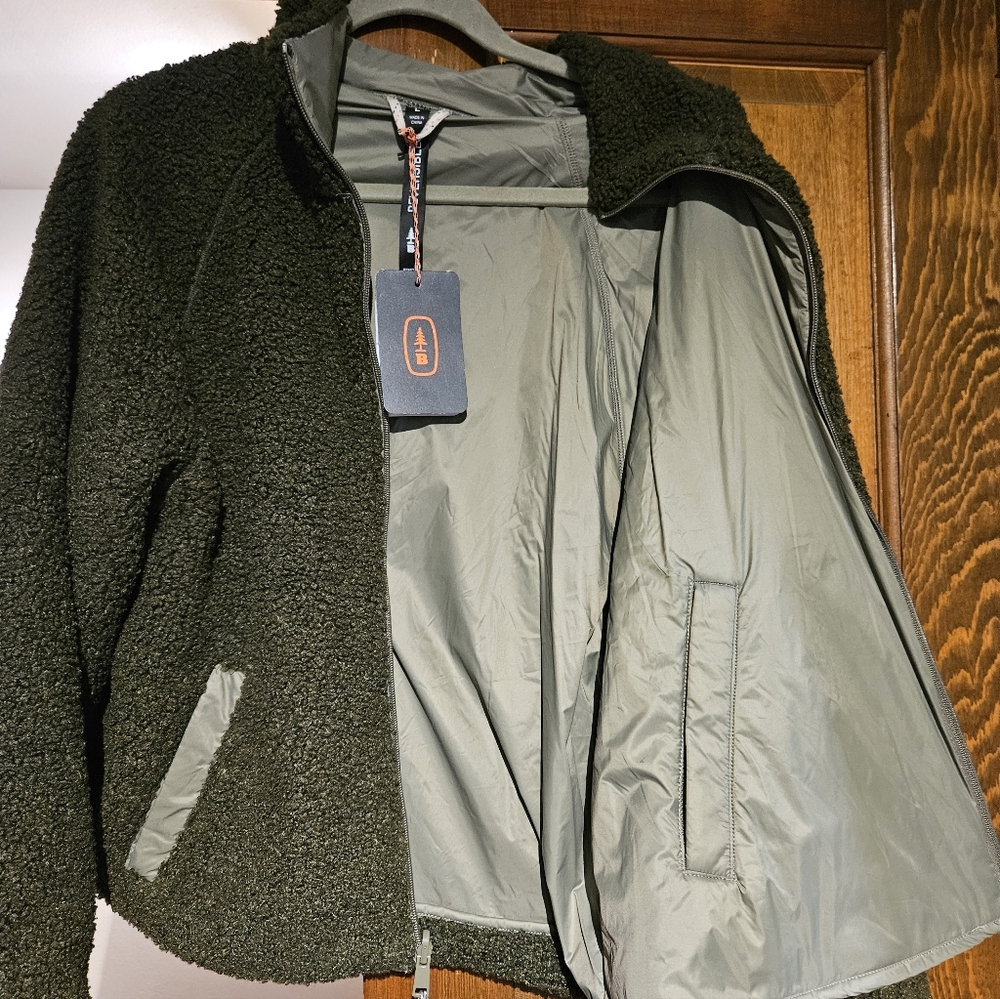 Bass Outdoor Womens Green Sherpa Jacket